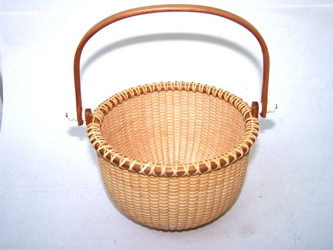 A Beautiful Contemporary Nantucket Basket by noted Cape Cod artist Kathy Campbell — image 2